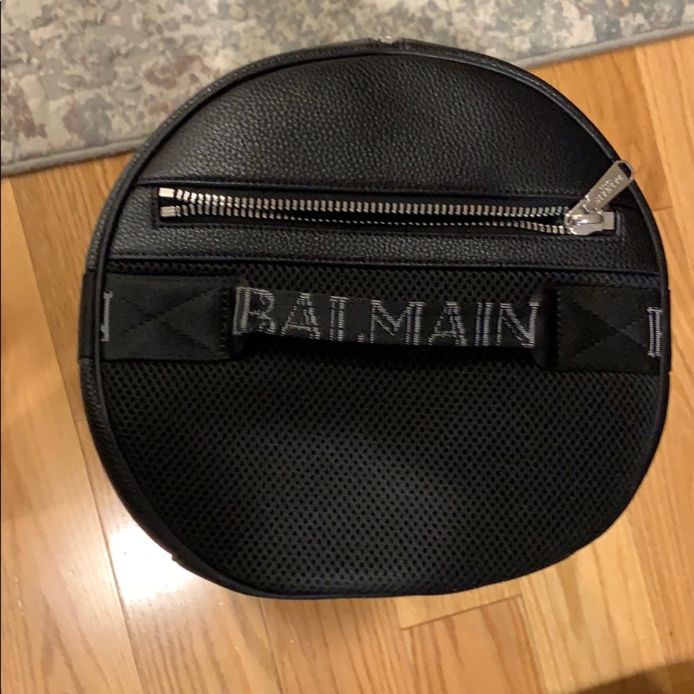 Balmain - Picture 6 of 7